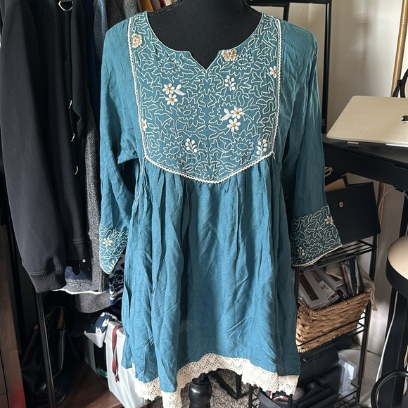 Nalli Casual Regular Sleeves Embroidered Women
Light Blue Top - Picture 3 of 6